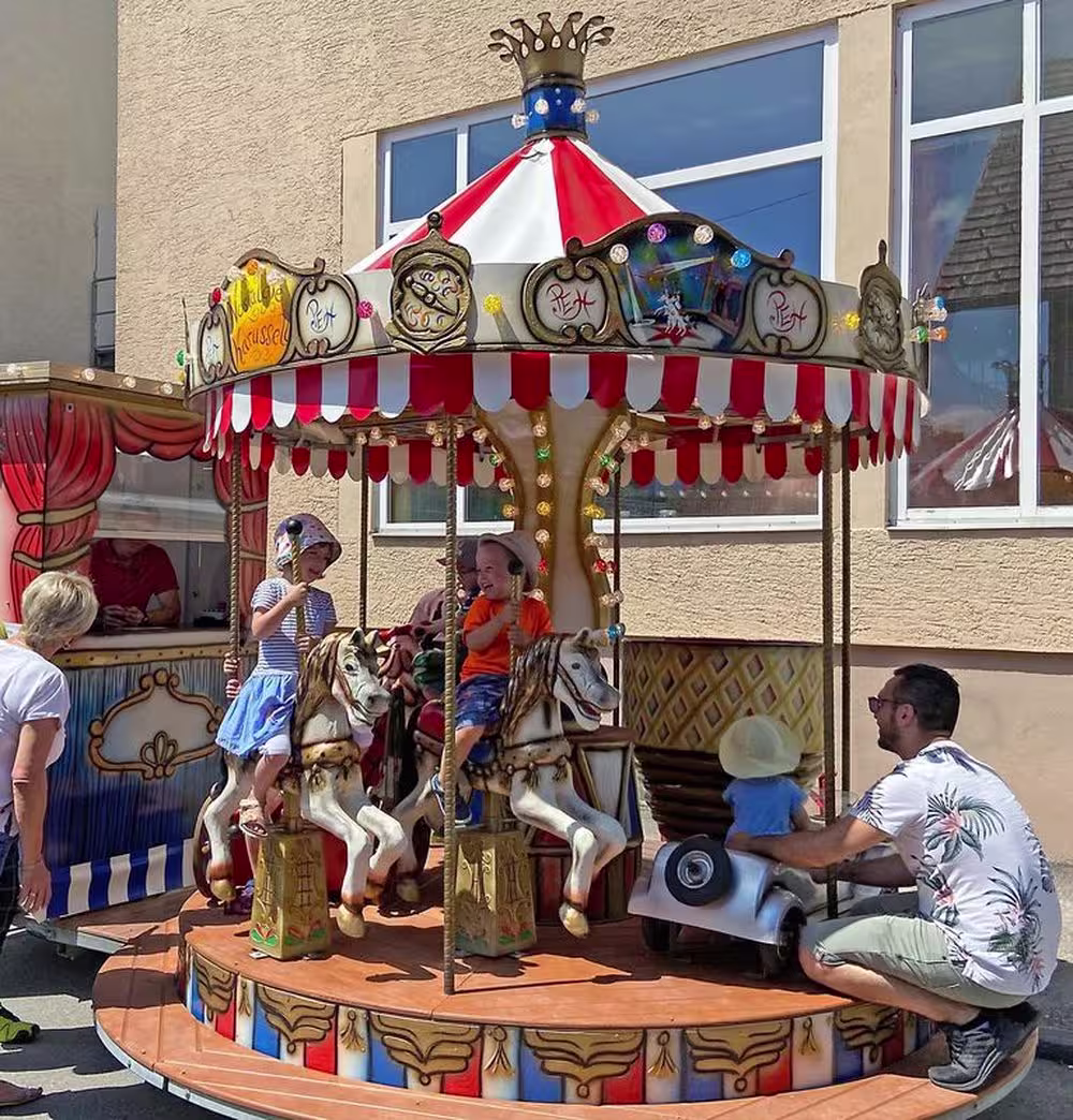 6 Nostalgie Karussell